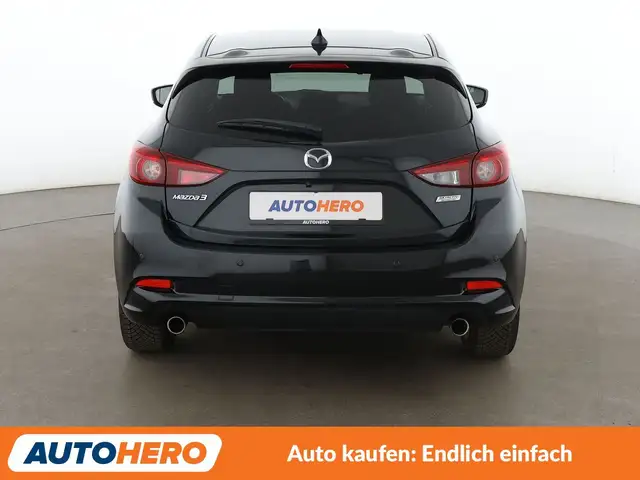 Mazda Mazda3 view 5