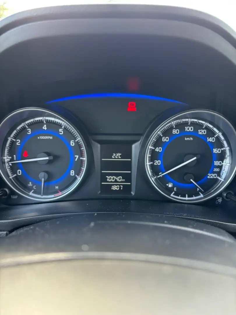 Suzuki Baleno Hatchback Rood - 2