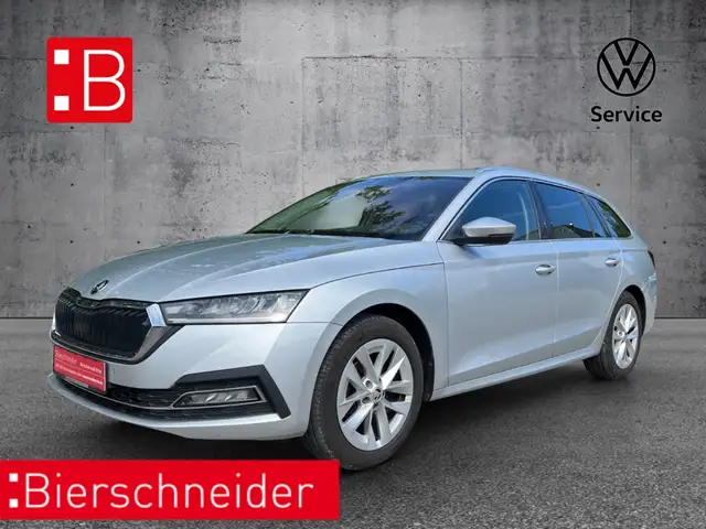 Skoda Octavia Combi 2.0 TDI Style PANO 17 AHK KAMERA COCKPIT NAV
