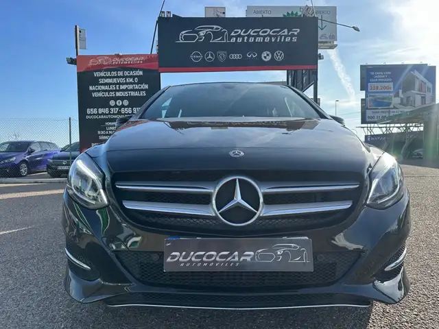 Mercedes-Benz B 180 180d 7G-DCT