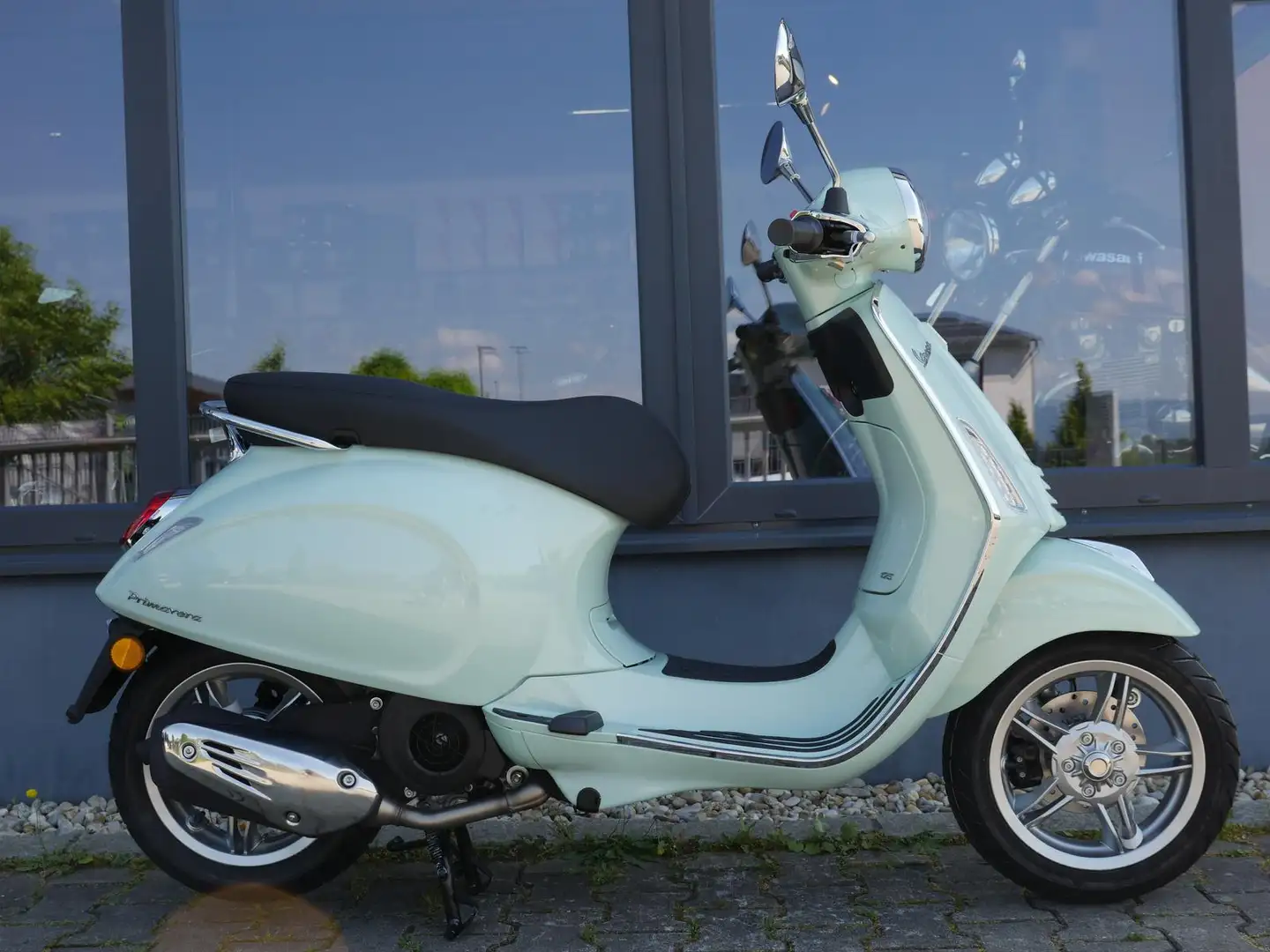 Vespa Primavera 125 - Facelift - mehrere Farben - 1