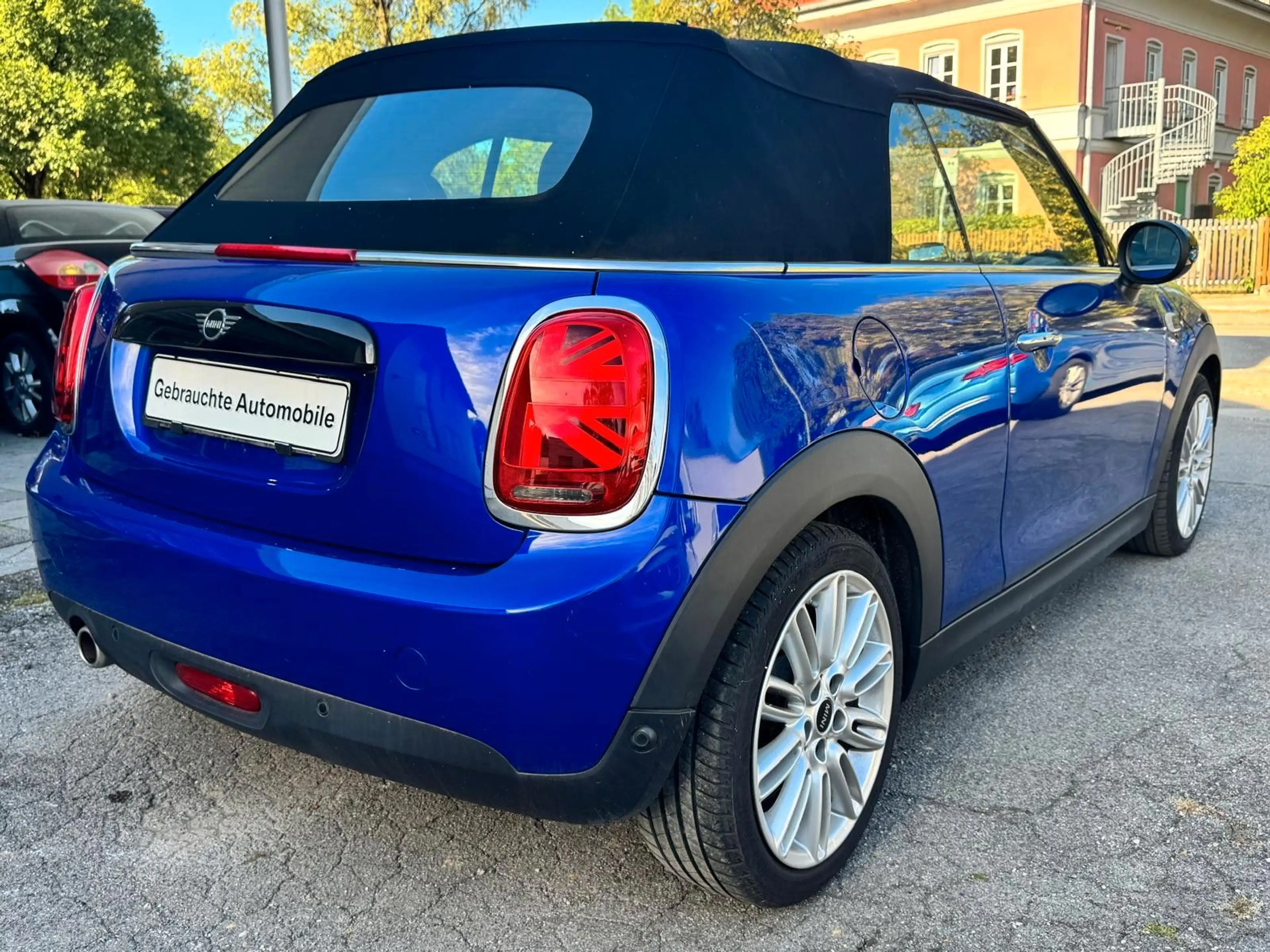 MINI Cooper Cabrio ° Leder ° Navi — photo 3