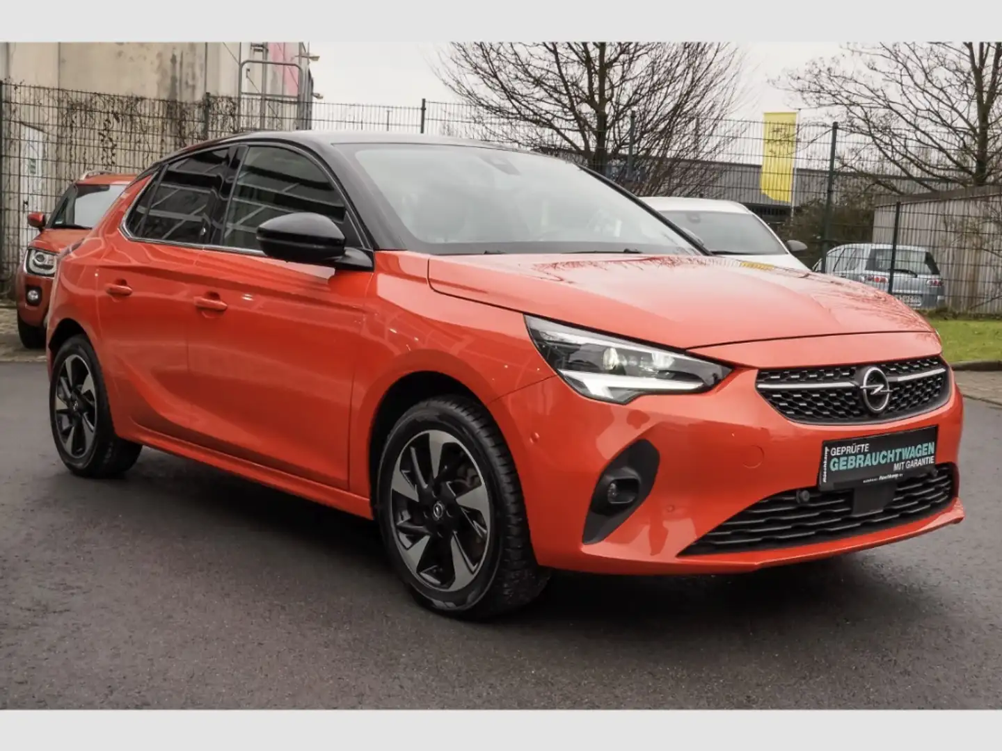 Opel Corsa-e F Edition 11KW 3-Phasen R-CAM DAB+SHZ BT Orange - 2