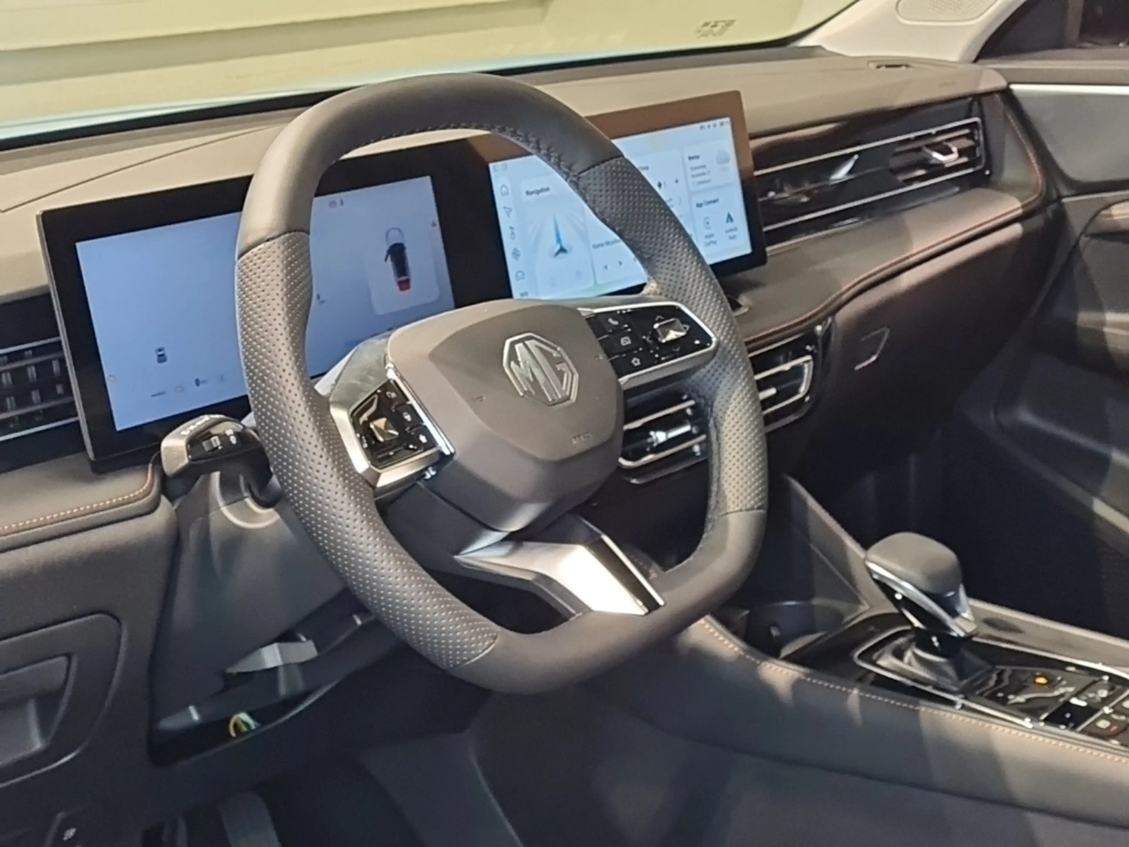 MG HS PHEV Luxury*Sofort Verfügbar* — photo 10