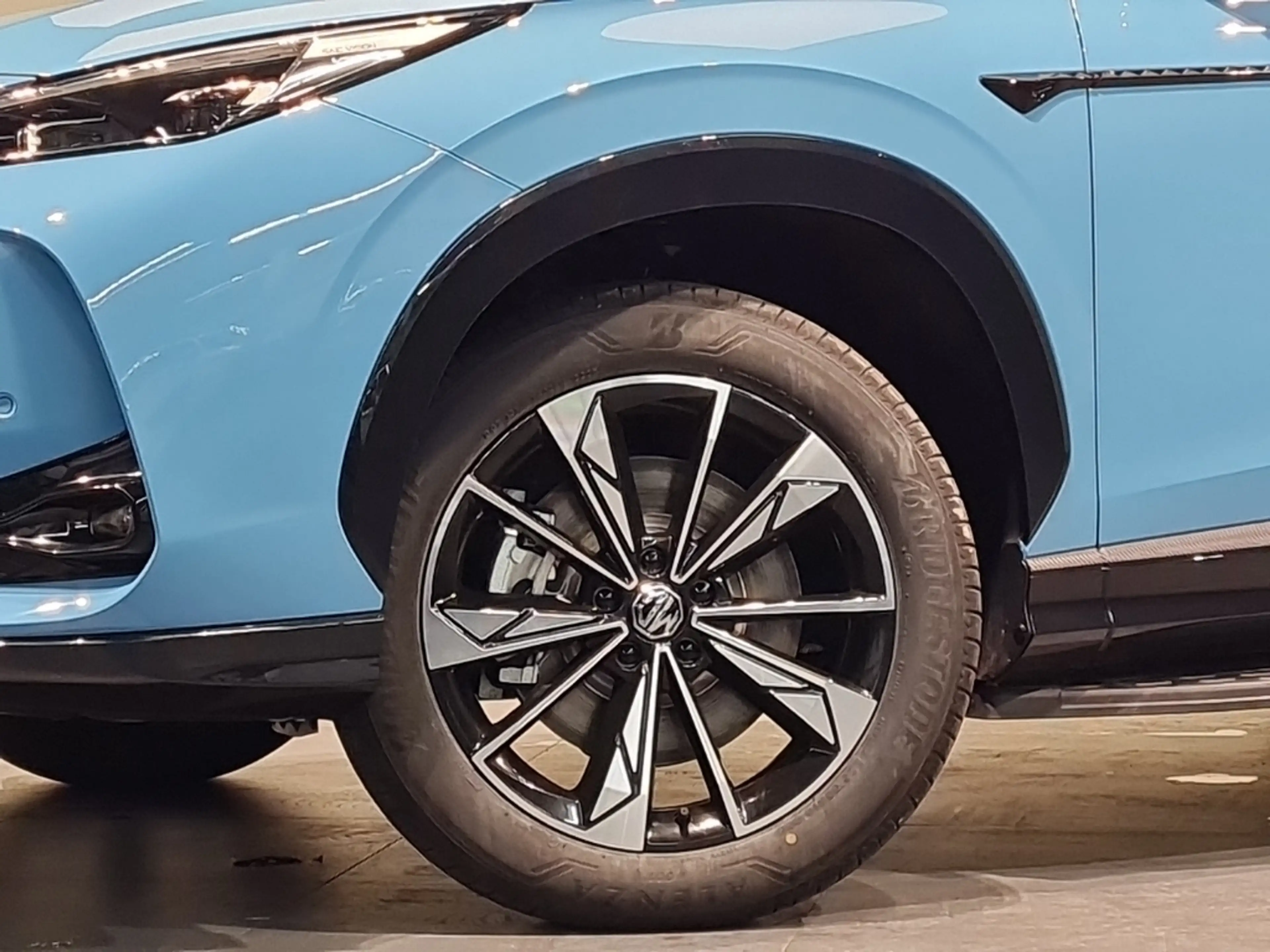 MG HS PHEV Luxury*Sofort Verfügbar* — photo 11