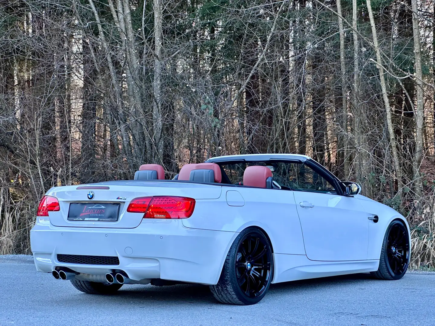 BMW M3 Cabriolet V8 DKG Aut. Weiß - 2
