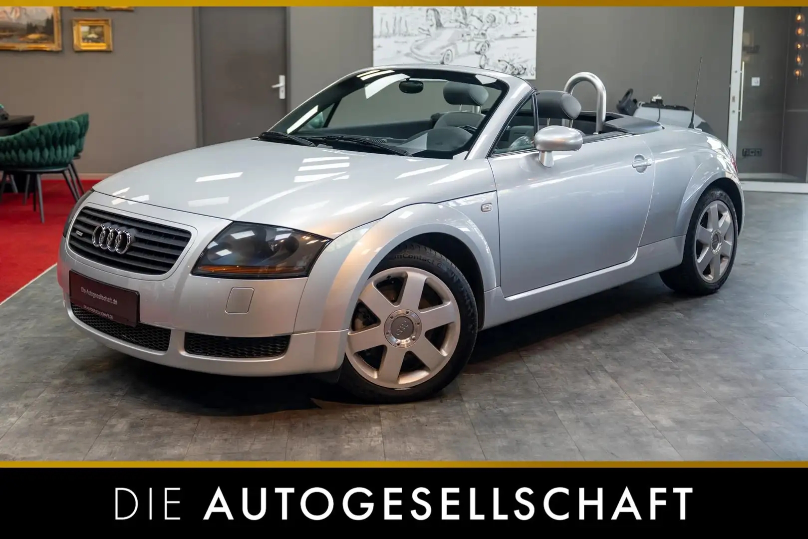 Audi TT 1.8 T quattro*XENON*LEDER*SHZ*BOSE*TEMPOMAT* Silber - 1