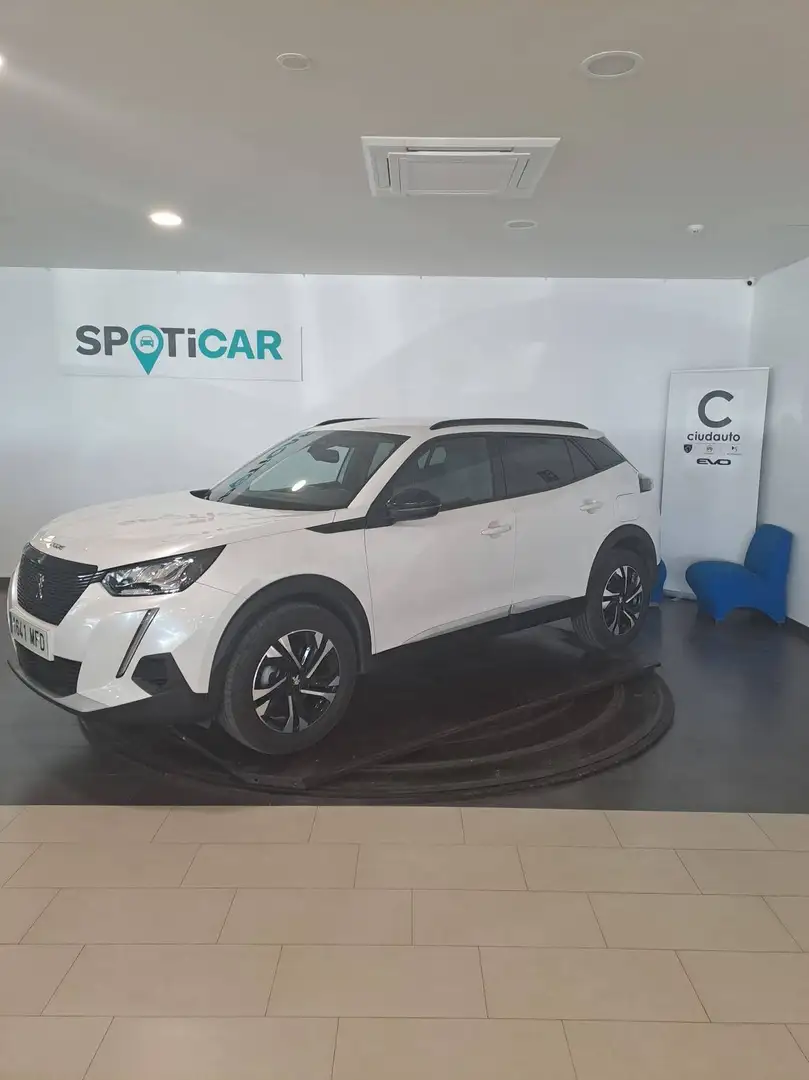 Peugeot 2008 1.2 PureTech S&S Allure EAT8 130 Blanc - 1