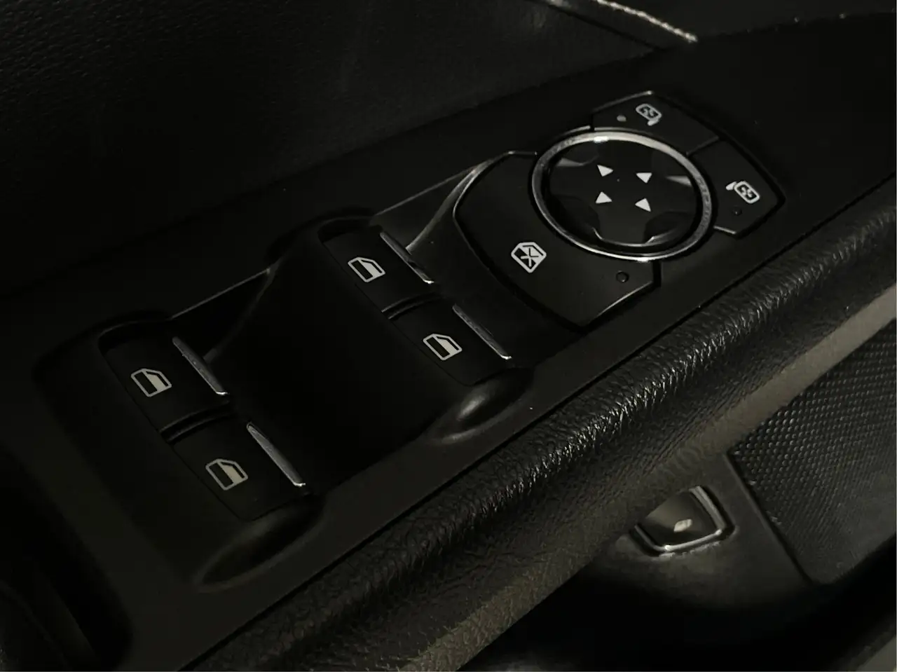 Ford Fusion Hybrid снимка Ford Fusion Hybrid