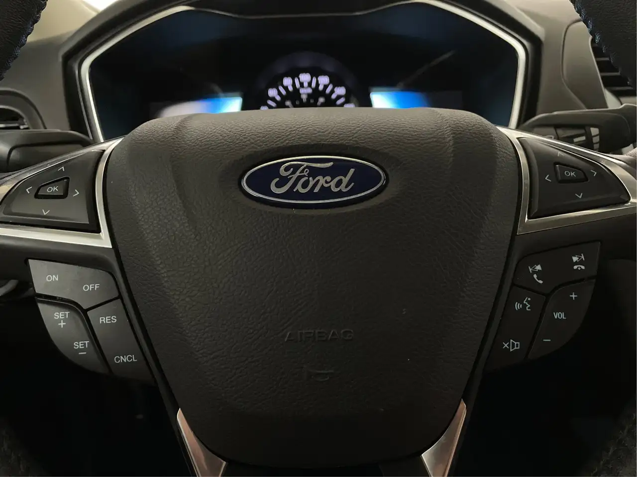 Ford Fusion Hybrid снимка Ford Fusion Hybrid