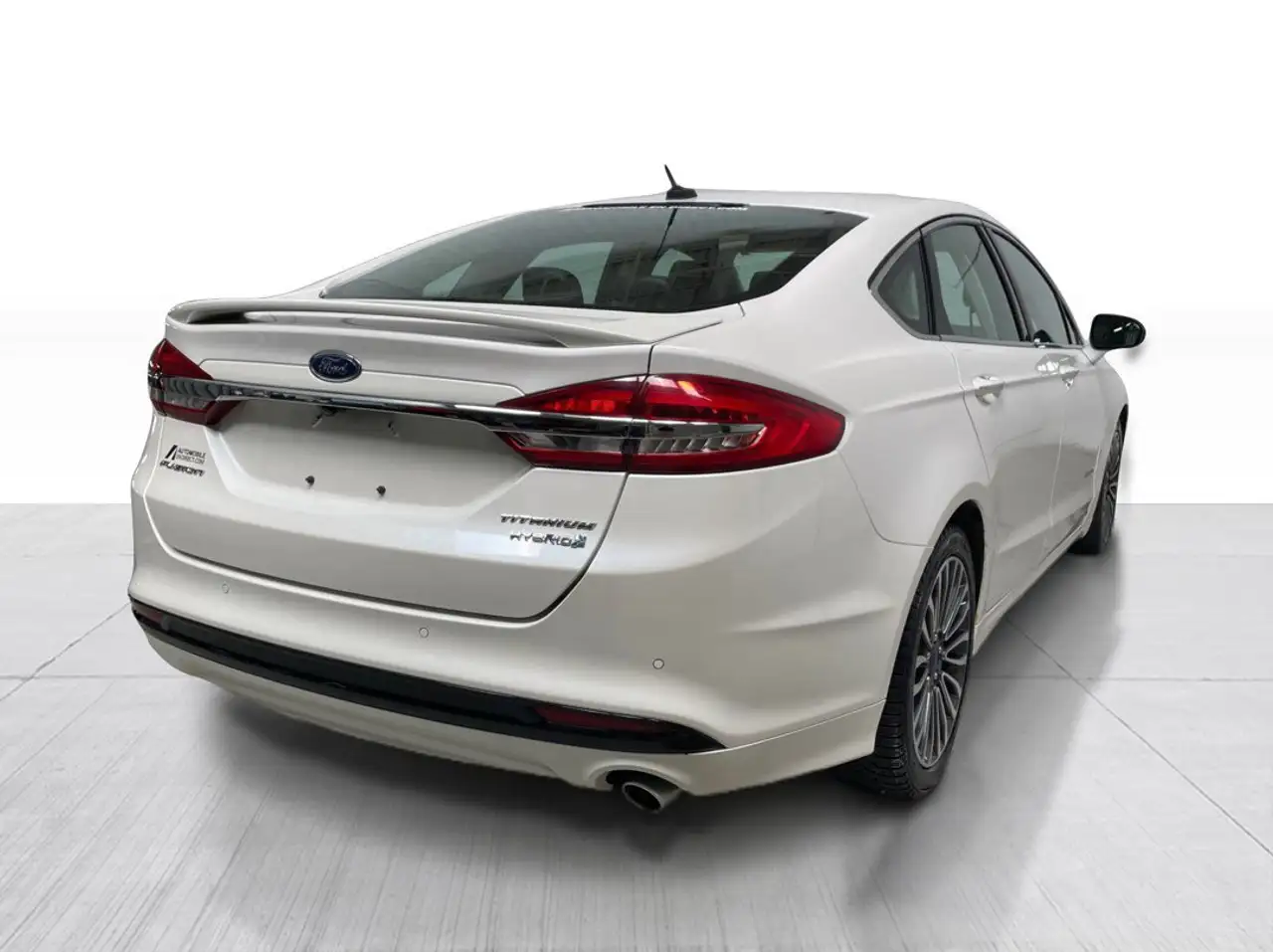 Ford Fusion Hybrid снимка Ford Fusion Hybrid