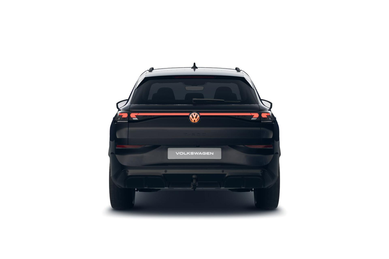 Volkswagen T-Roc R-Line First Edition 1.5 eTSI 150 pk Blackstyle | — photo 3