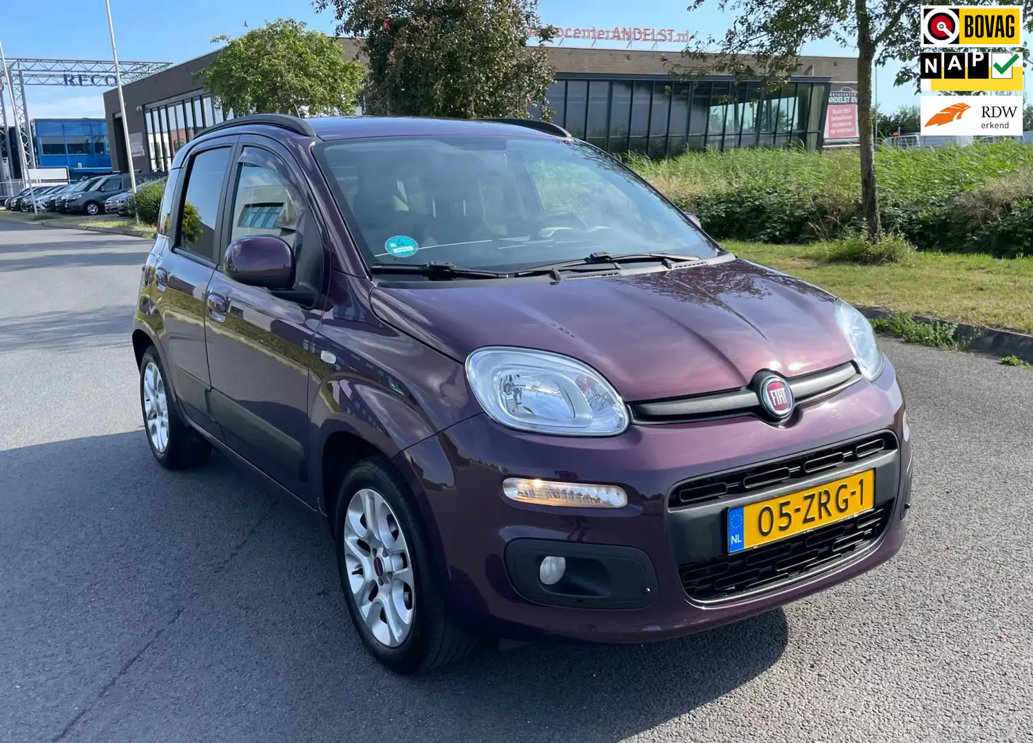 Fiat Panda 0.9 TwinAir Sempre, 5drs, Trekhaak, Airco, Lmv, El Paars - 1