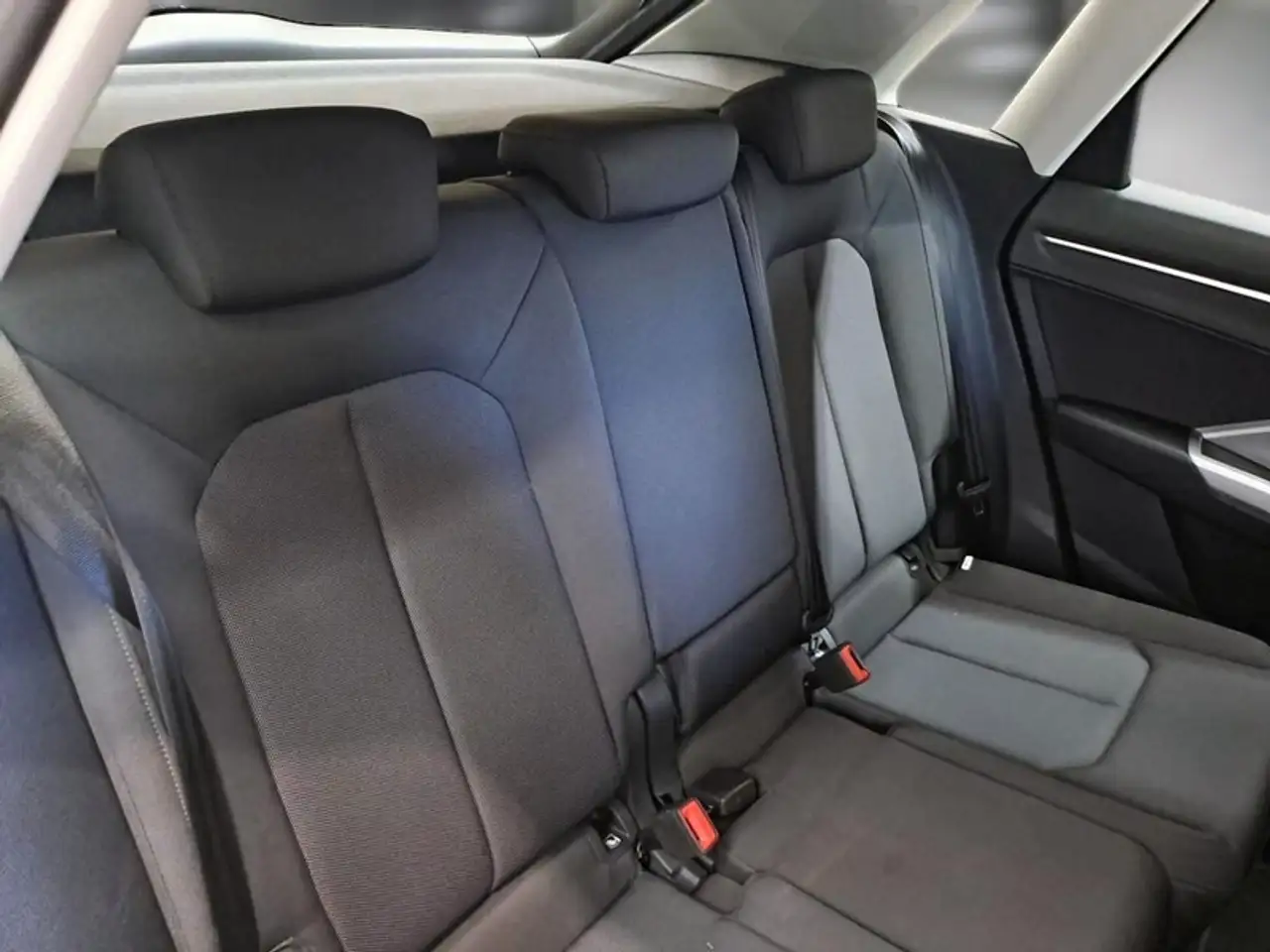Audi Q3 45 TFSI E S TRONIC BUSINESS SUV, миниатюра 11