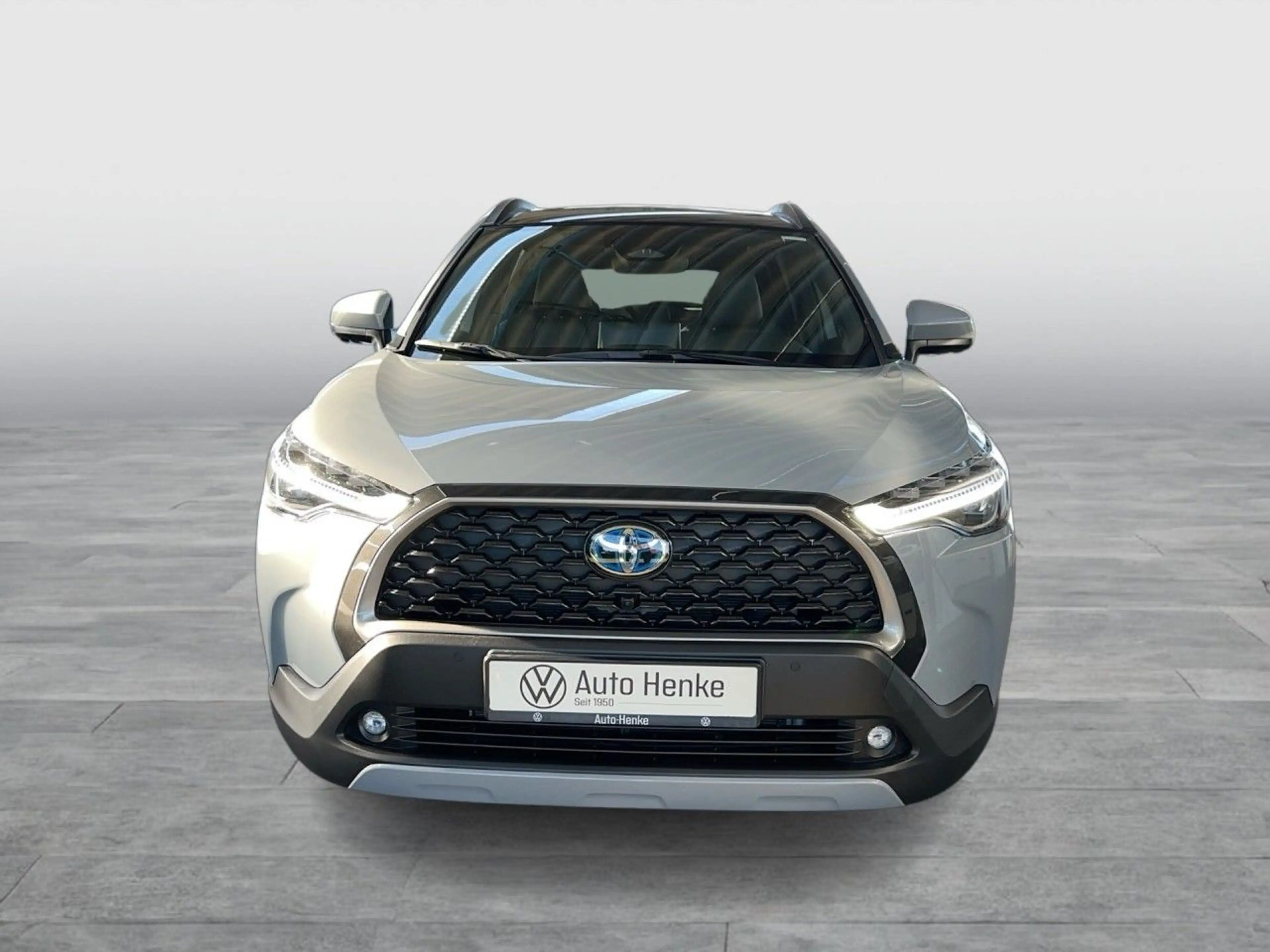 Toyota Corolla Cross 2.0 Hybrid PANORAMA + NAVI + BI LED SCHEINWERFER — photo 10