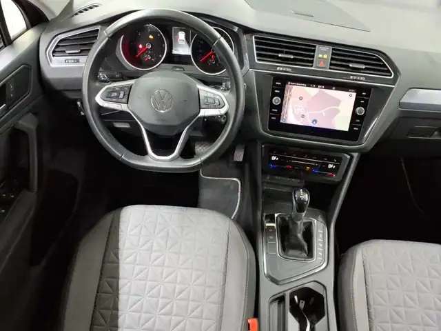 Volkswagen Tiguan view 10