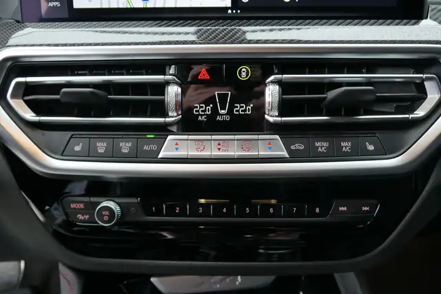 BMW X4 xDrive 20d *M-Paket/AHK/Memorysitz/ACC/Adapt. LED* Ansicht 24