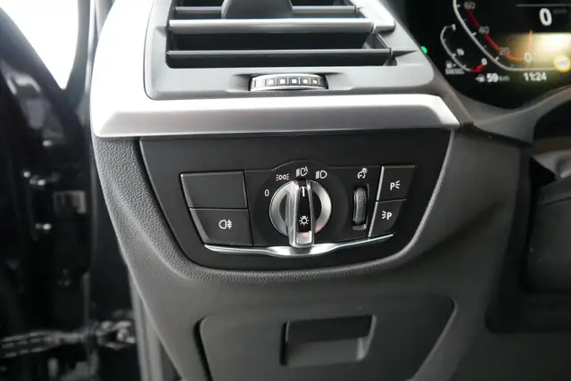 BMW X4 xDrive 20d *M-Paket/AHK/Memorysitz/ACC/Adapt. LED* Ansicht 14