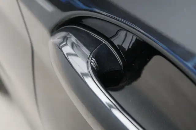 BMW X4 xDrive 20d *M-Paket/AHK/Memorysitz/ACC/Adapt. LED* Ansicht 35