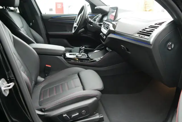 BMW X4 xDrive 20d *M-Paket/AHK/Memorysitz/ACC/Adapt. LED* Ansicht 31