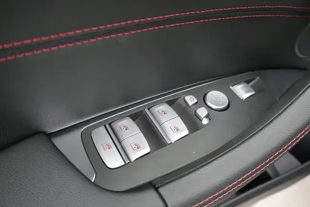 BMW X4 xDrive 20d *M-Paket/AHK/Memorysitz/ACC/Adapt. LED* Ansicht 8