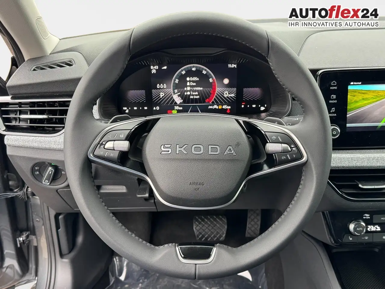 Skoda Scala Extra Plus 1,5 TSI DSG 2ZoKlima Kamera 2 x PDC..., миниатюра 13