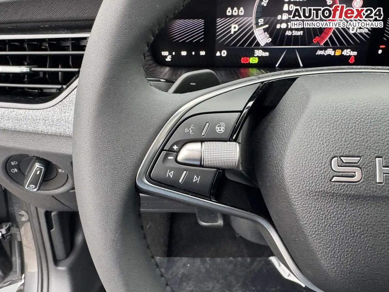 Skoda Scala Extra Plus 1,5 TSI DSG 2ZoKlima Kamera 2 x PDC..., миниатюра 14