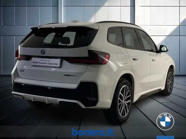 BMW X1 view 6