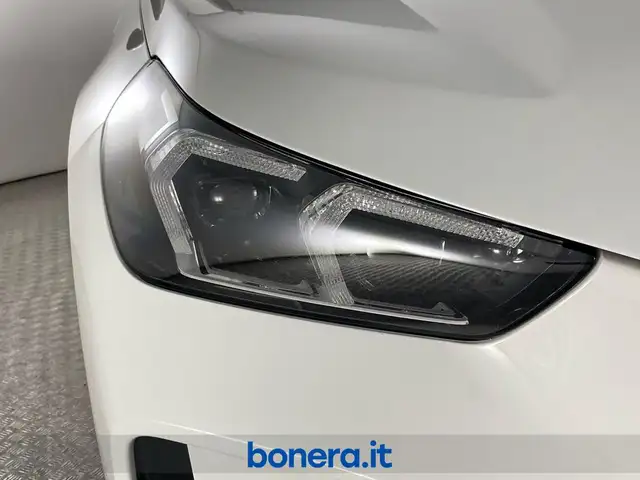 BMW X1 view 10