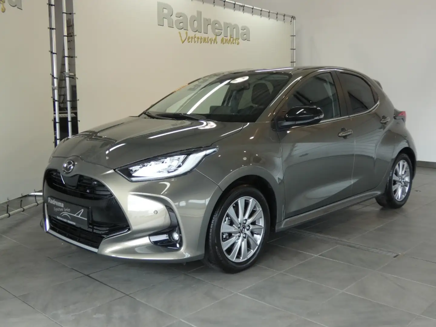 Mazda 2 Hybrid 1.5 Select Autom Camera - 1