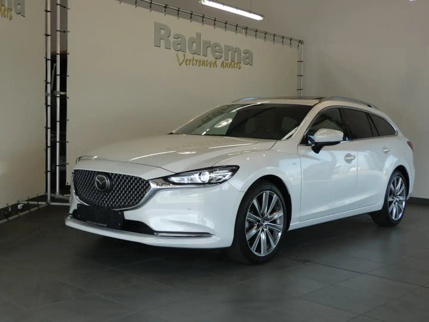 Mazda 6 Sportbreak 6 2.5 SKYACTIV-G 194 20th Anniversary ( Weiß - 1