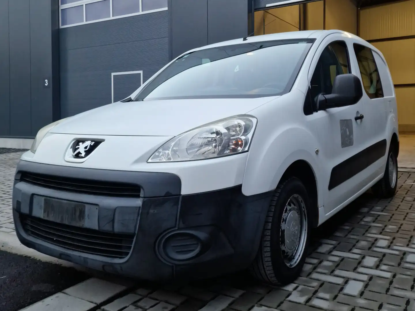 Peugeot Partner Partner 1.6 HDi 90 L1 - 1