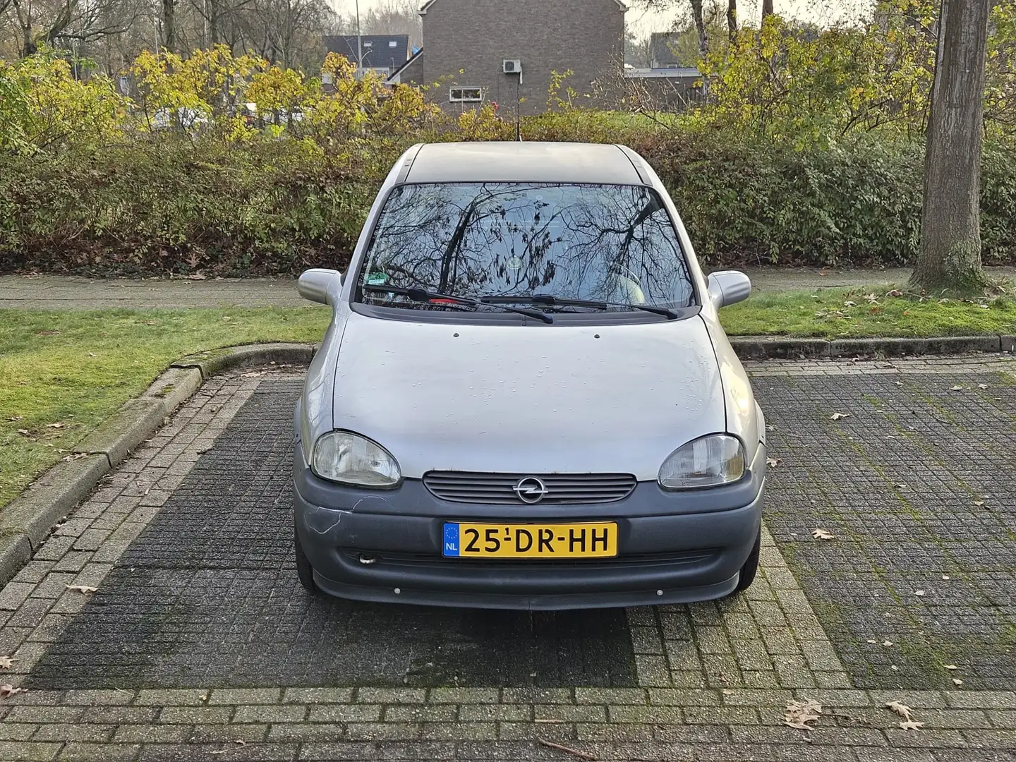Opel Corsa Corsa 1.2i-16V Strada, TREKHAAK Zilver - 2