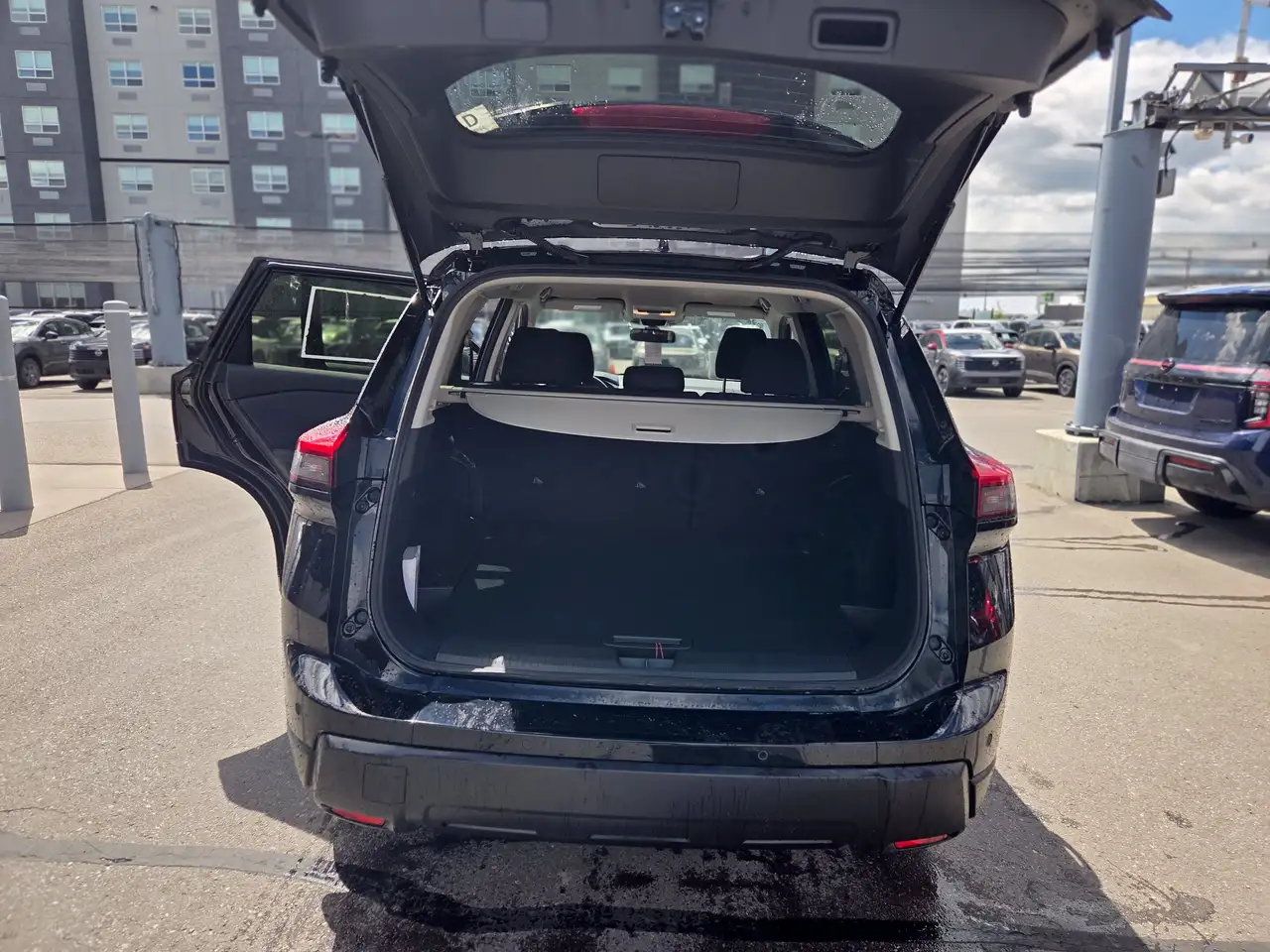Nissan Rogue fotografie Nissan Rogue