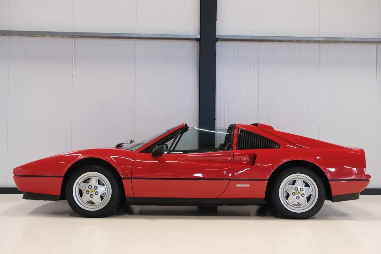 Ferrari 328 GTS V8 3.2 270ch / 24 918 km d'origine, foto 11