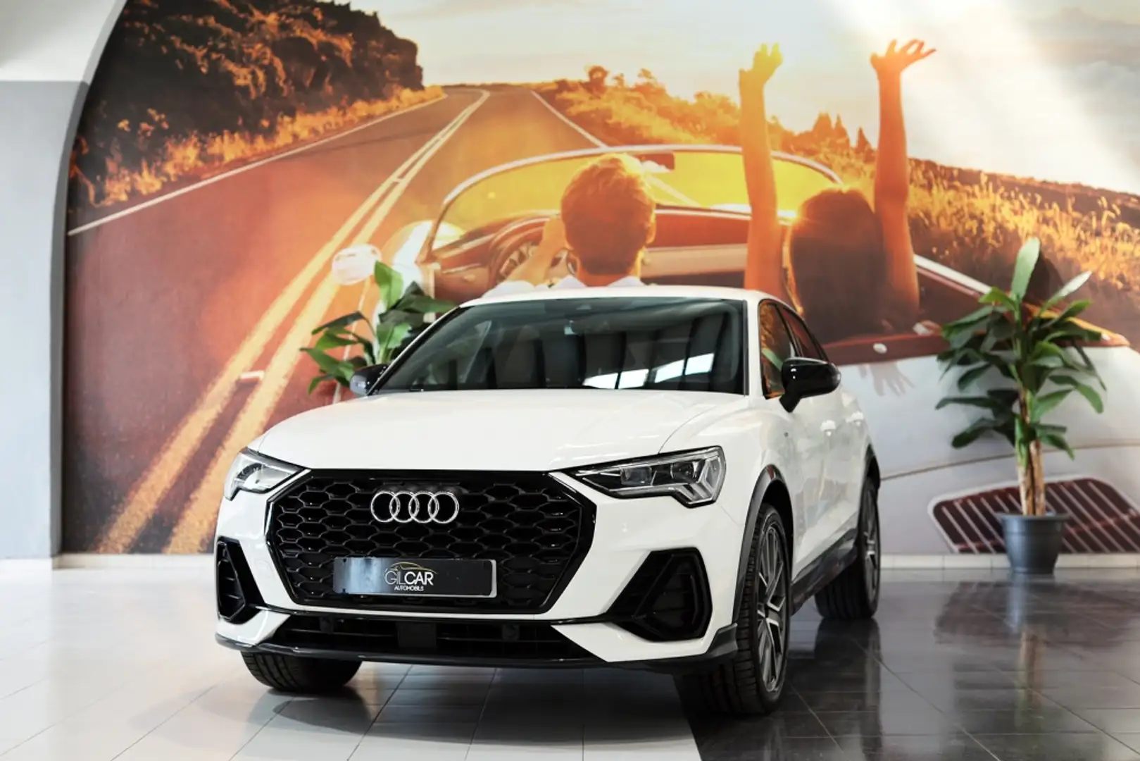 Audi Q3 Sportback 35 TDI Black line quattro S tronic Bianco - 2