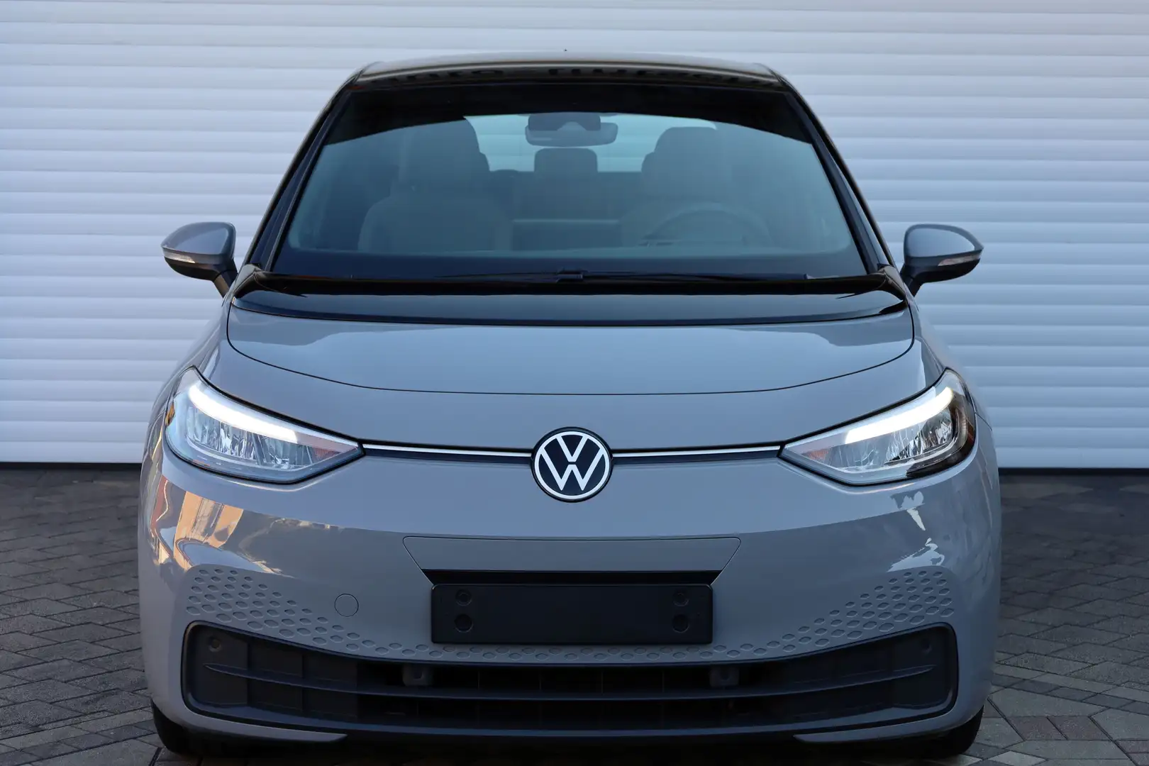 Volkswagen ID.3 ID.3 Pro 62kWh*18"LED-DAB-NAVI-APP_CONNECT-8_fach* Grau - 2