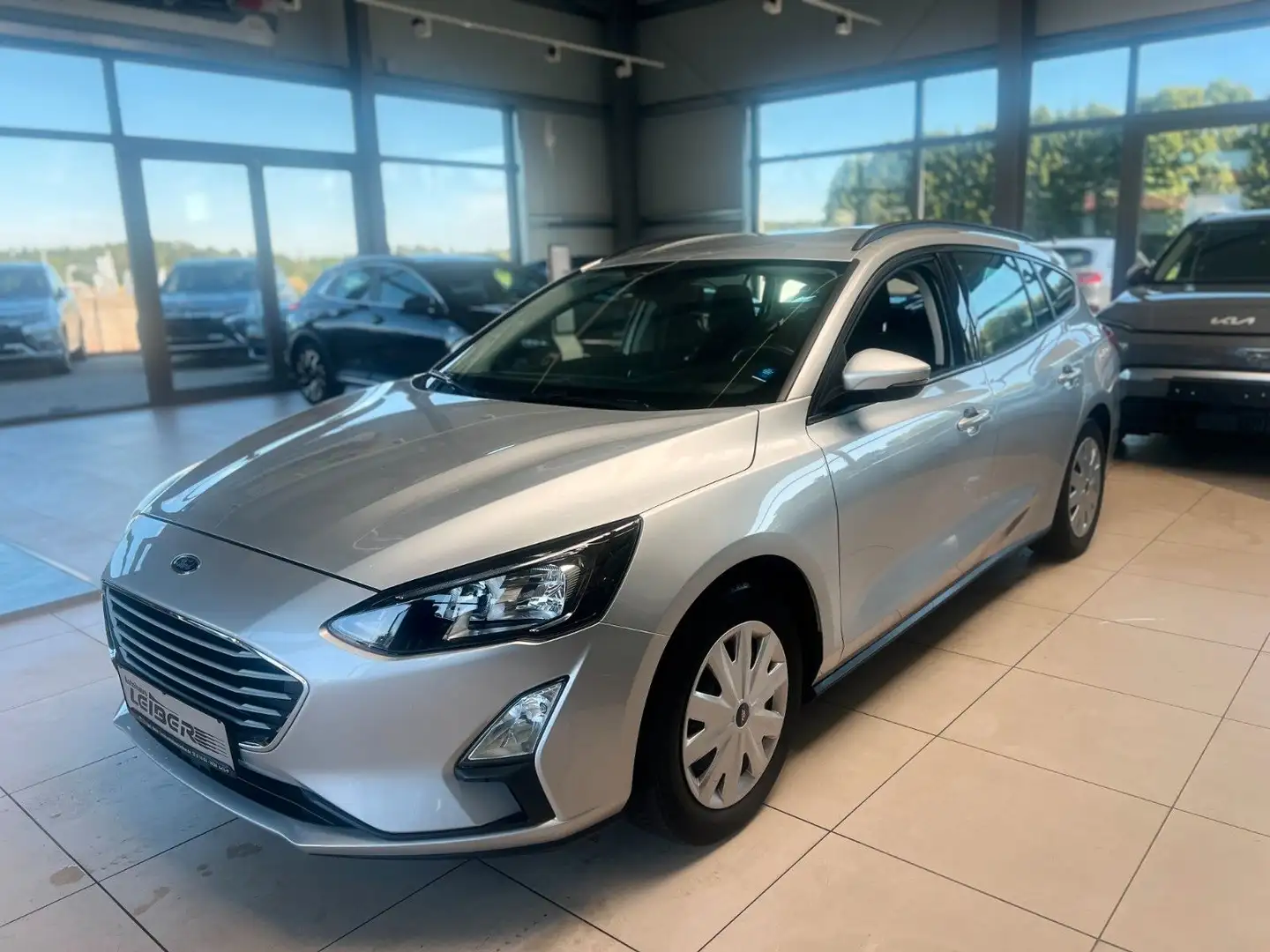 Ford Focus Turnier Trend Silber - 1