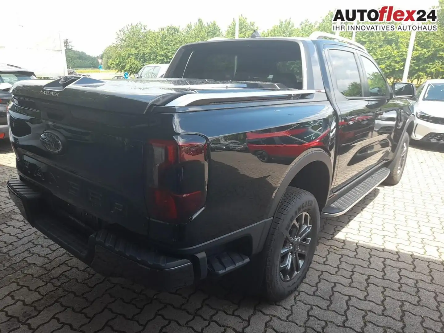 Ford Ranger Wildtrak DoKa 2.0 EcoB 205 AT Nav Kam SHZ 151 k... Schwarz - 2