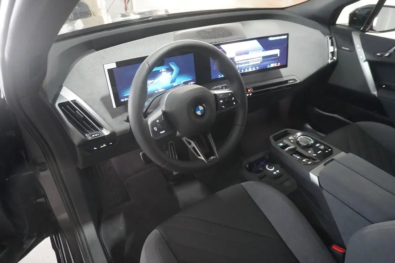 BMW iX 2026