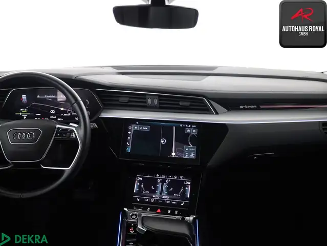 Audi E-Tron view 8