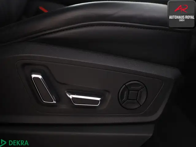 Audi E-Tron view 11