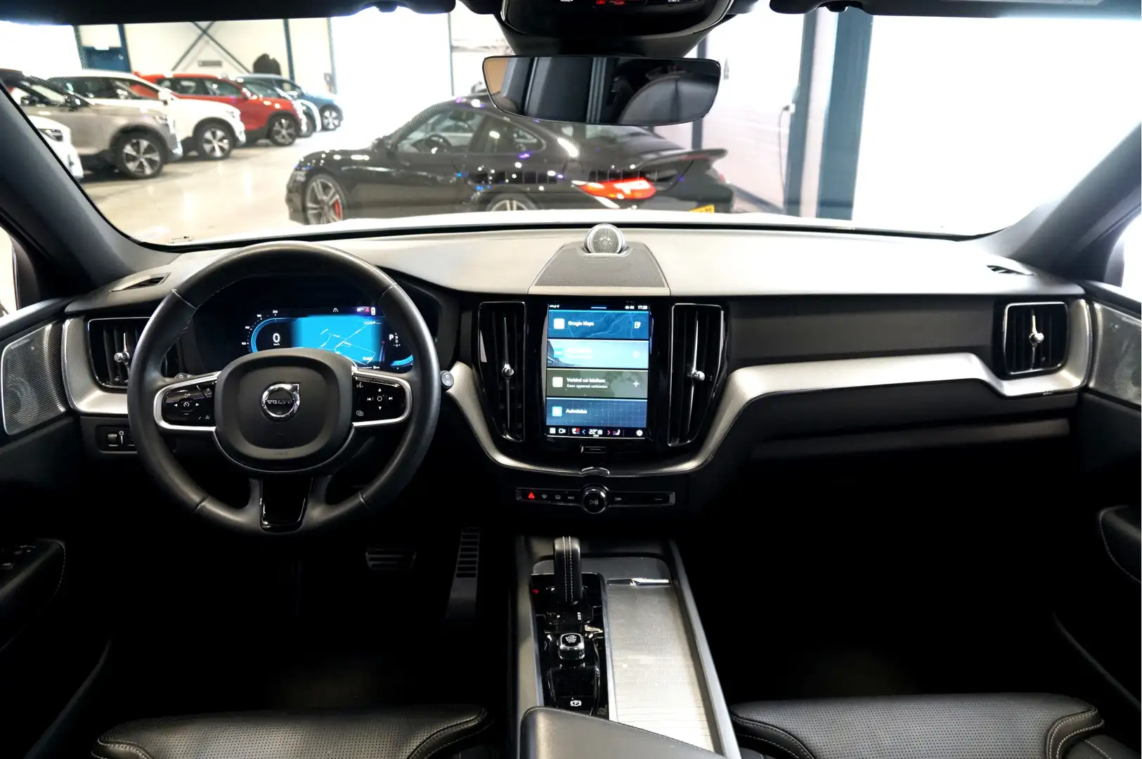 Volvo XC60 2.0 T8 Recharge AWD 335kW/455pk Aut8 Long Range Ul Blanc - 2