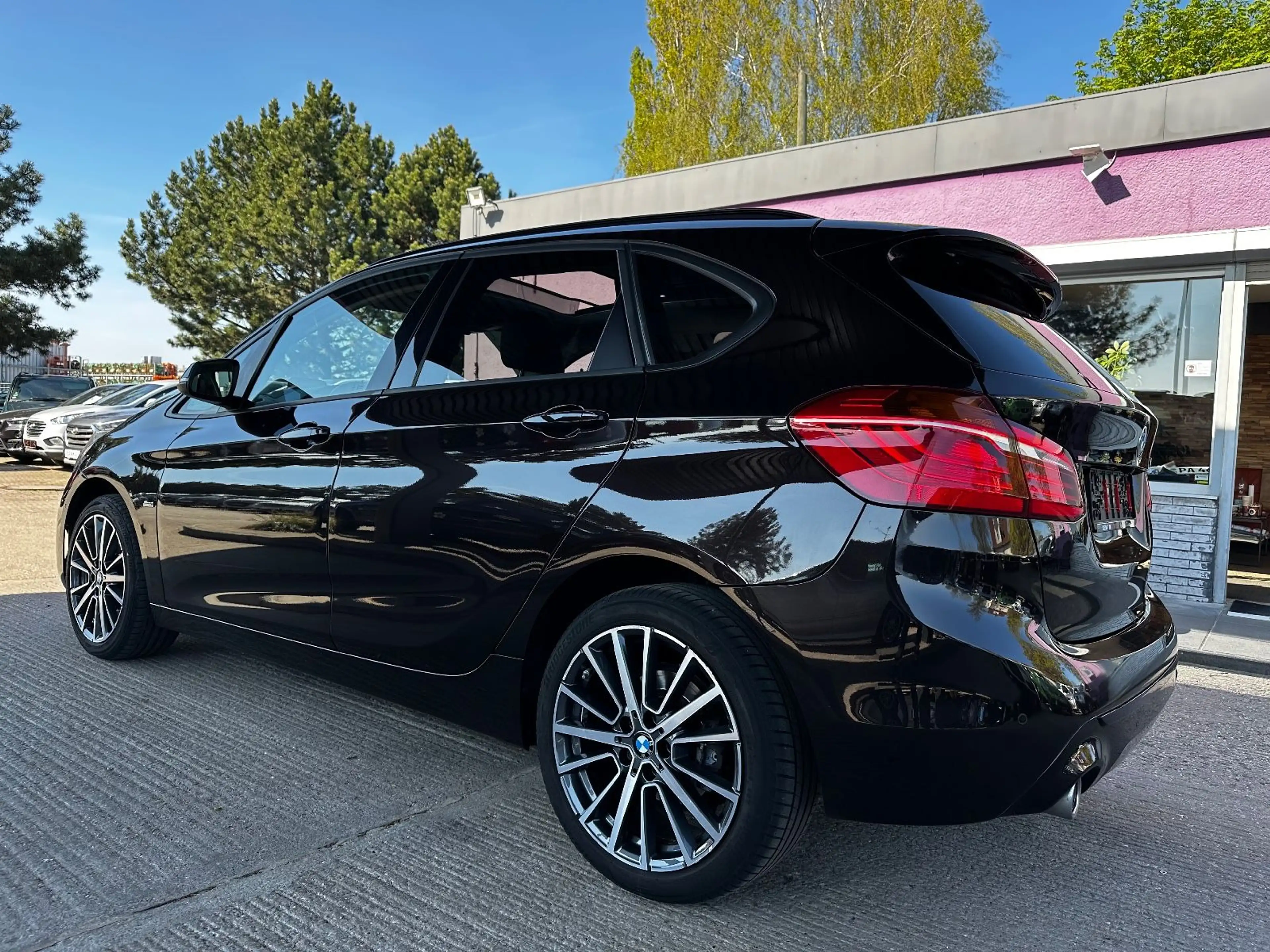 BMW 220 d Active Tourer Sport Line "AHK"HU/AU+Service — photo 16
