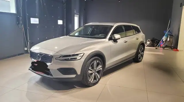 Volvo V60 Cross Country