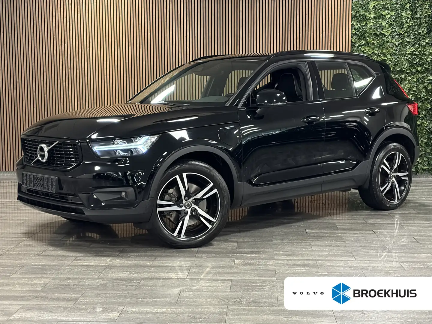 Volvo XC40 T5 Recharge R-Design Stoel en Stuurwielverwarming Noir - 1