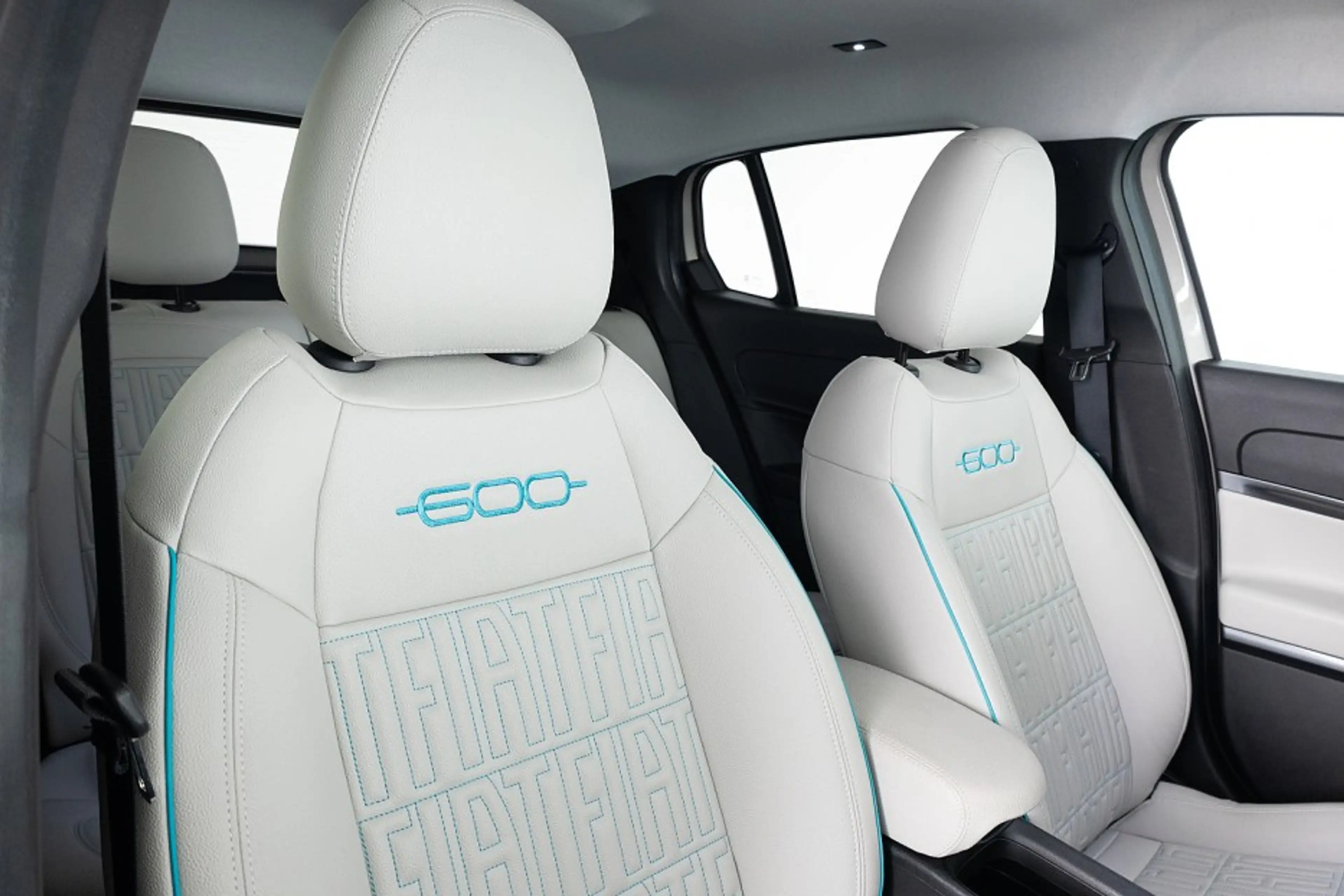 Fiat 600e La Prima 54 kWh | LEDER ✅ 1e Eigenaar . — photo 6