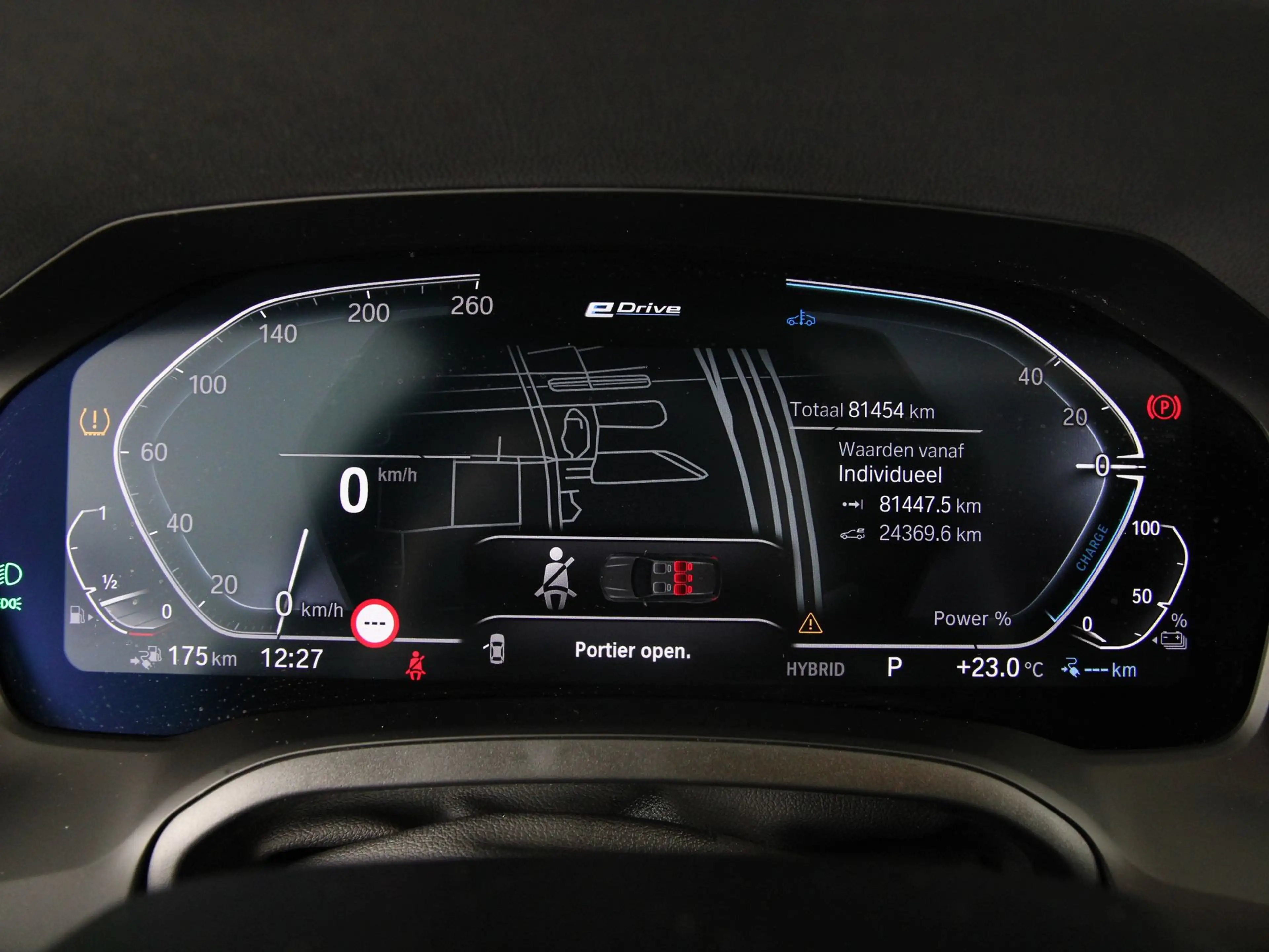 BMW 330 3 Serie Touring 330e xDrive Sport Line — photo 3