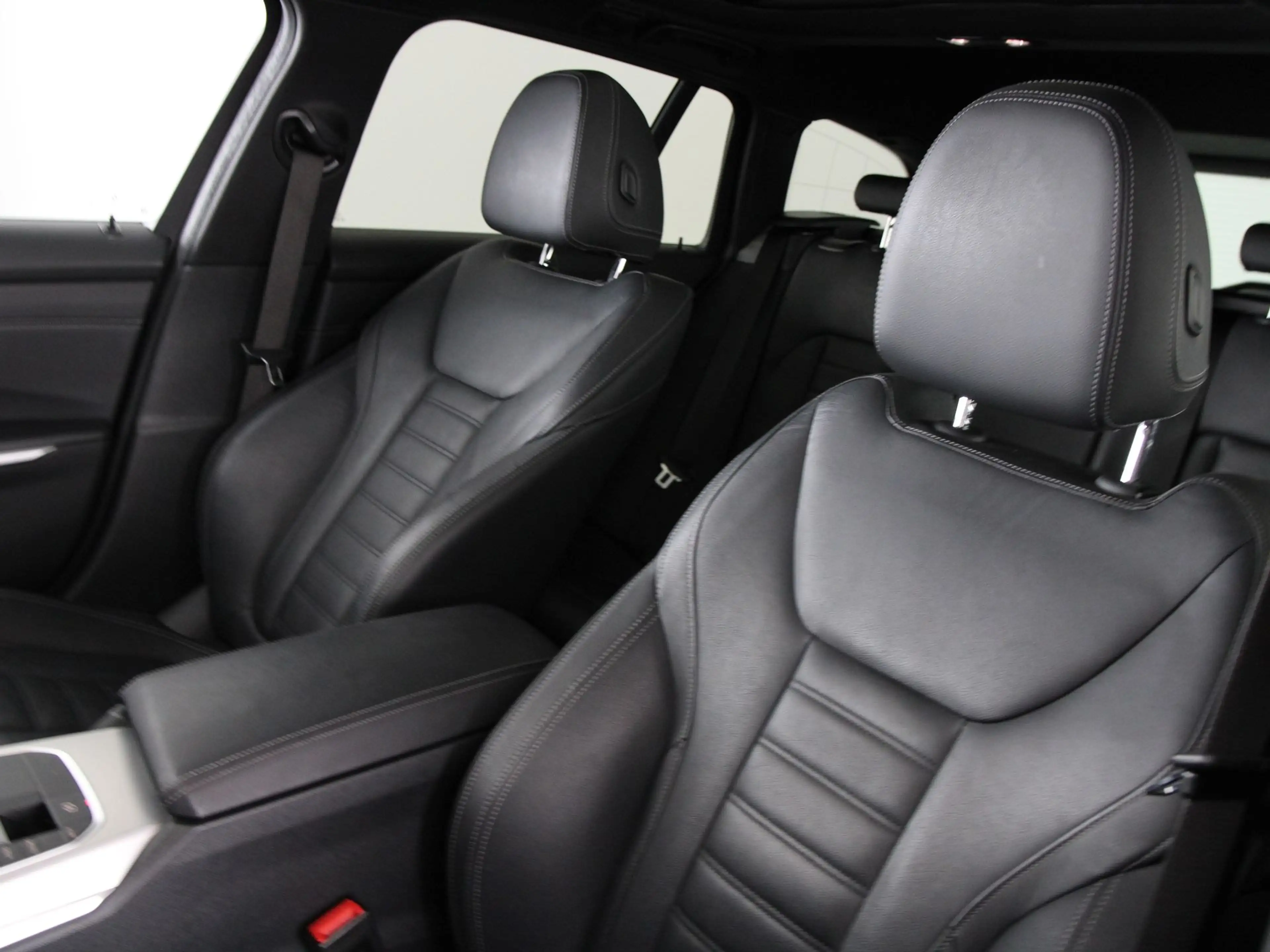 BMW 330 3 Serie Touring 330e xDrive Sport Line — photo 5