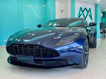 4.0 V8 auto